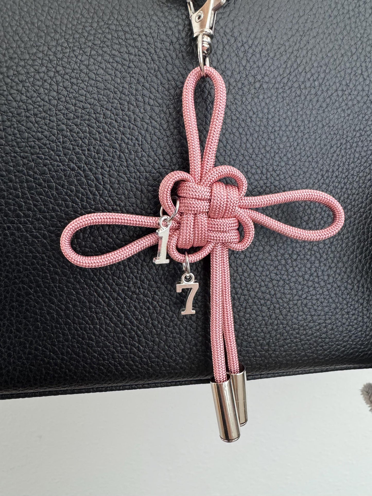 Seventeen Lucky Knot Keychain - Baby Size
