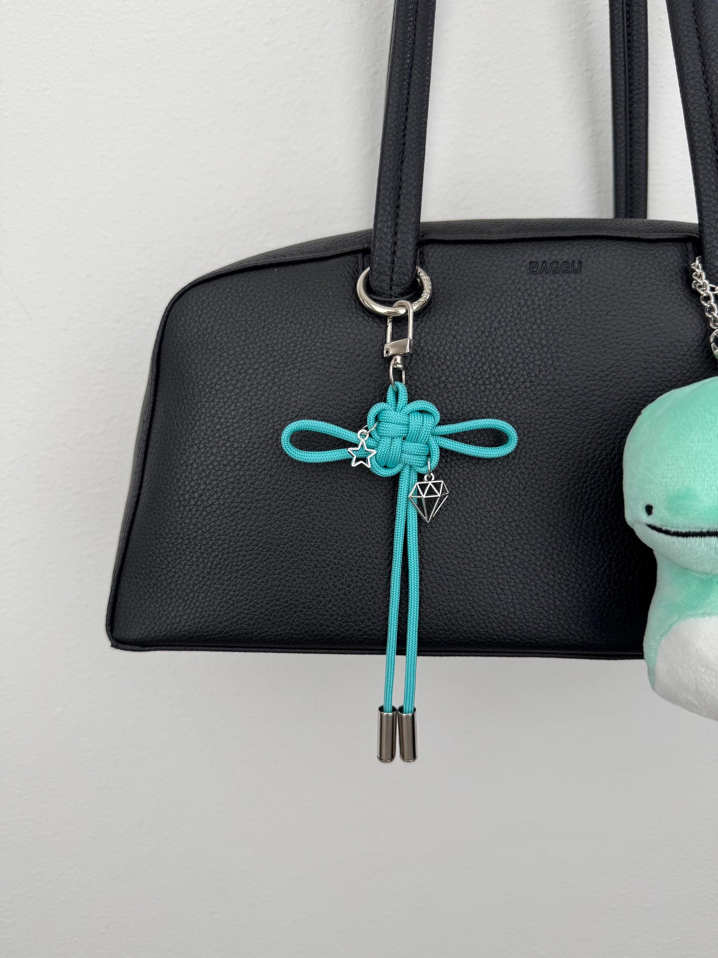 SHINee Lucky Knot Keychain