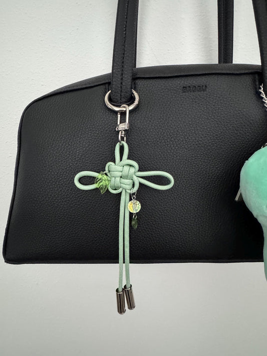 Stray Kids Hollow Lucky Knot Keychain