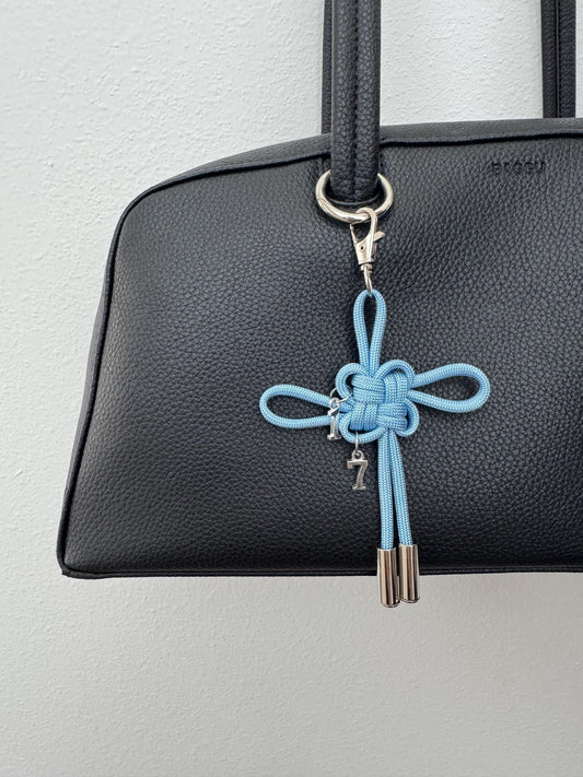 Seventeen Lucky Knot Keychain - Baby Size