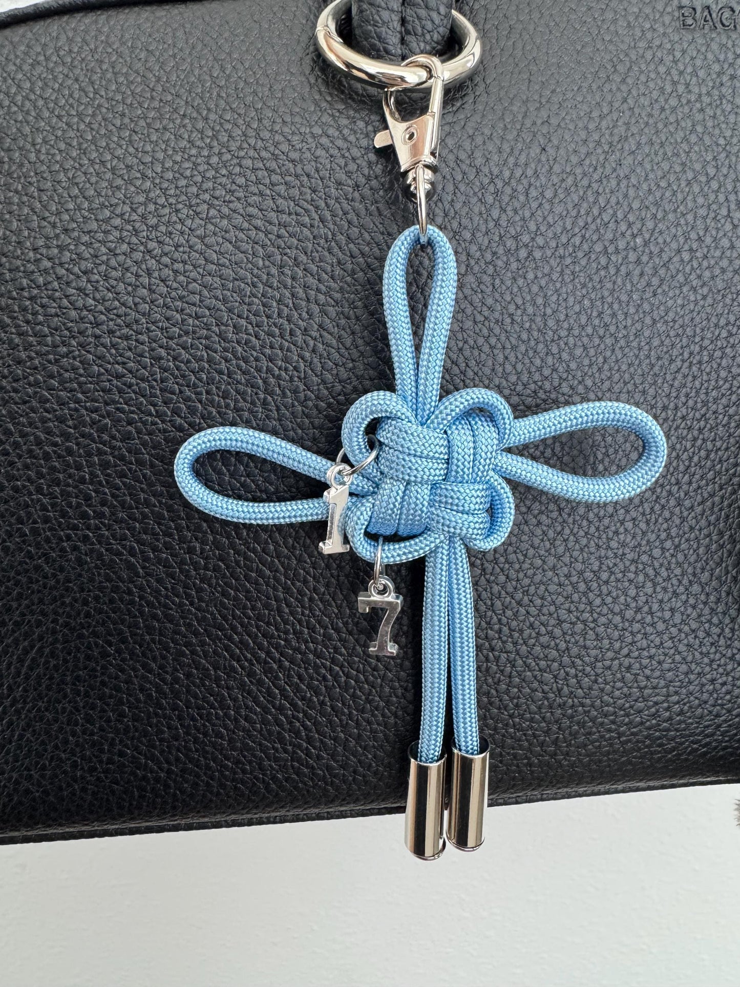 Seventeen Lucky Knot Keychain - Baby Size