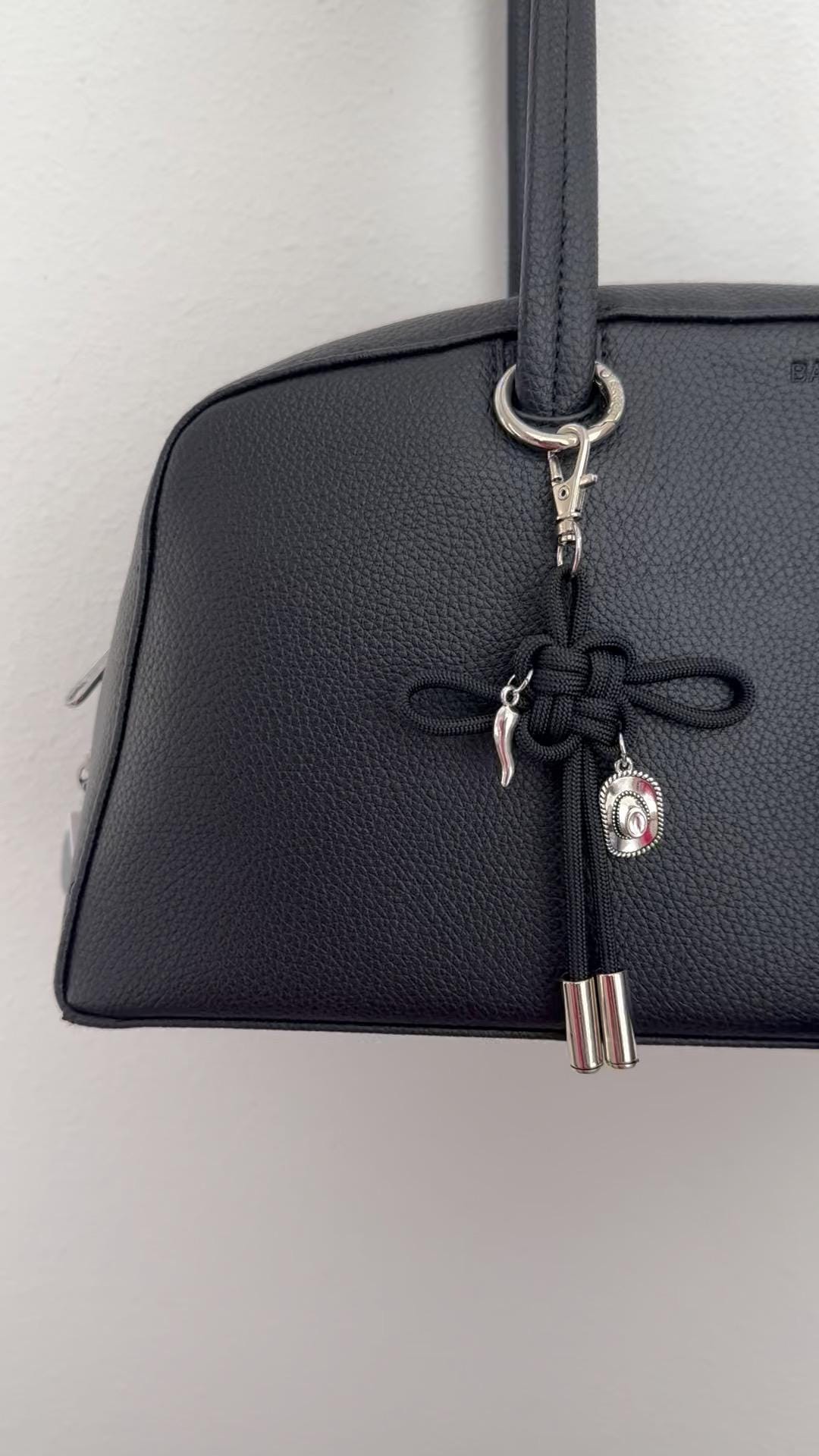 Ateez Bouncy Lucky Knot Keychain - Baby Size