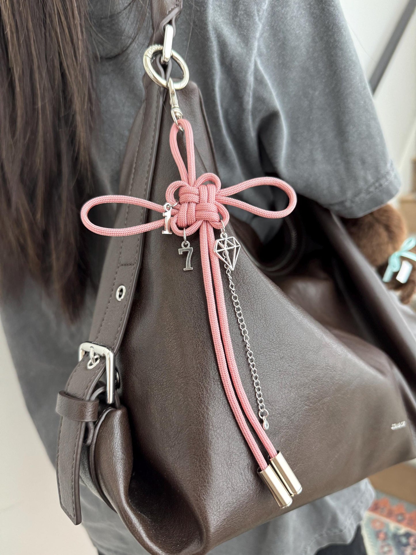Seventeen Lucky Knot Keychain - Full Size