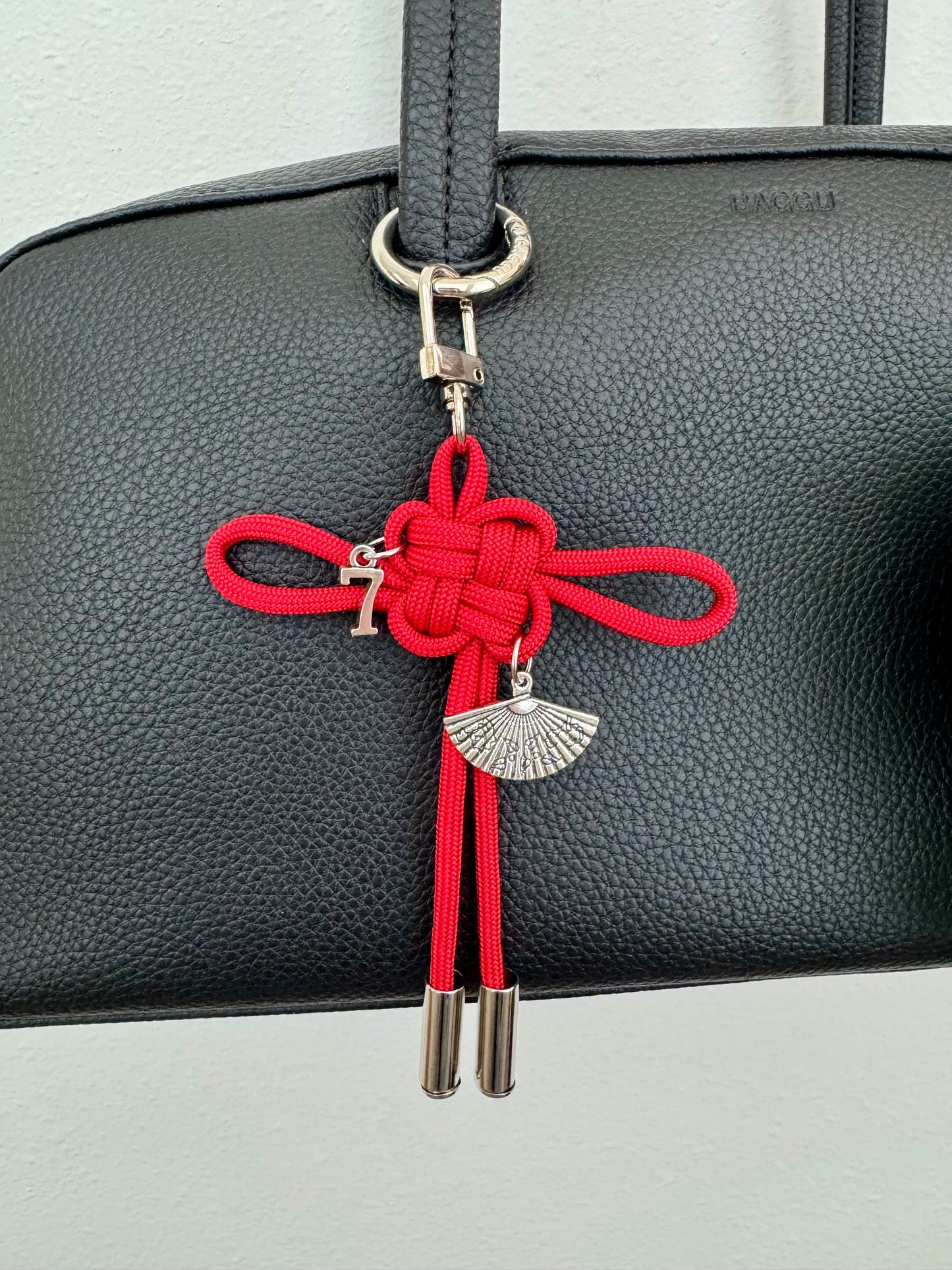 BTS ARIRANG Lucky Knot Keychain- Silver Version