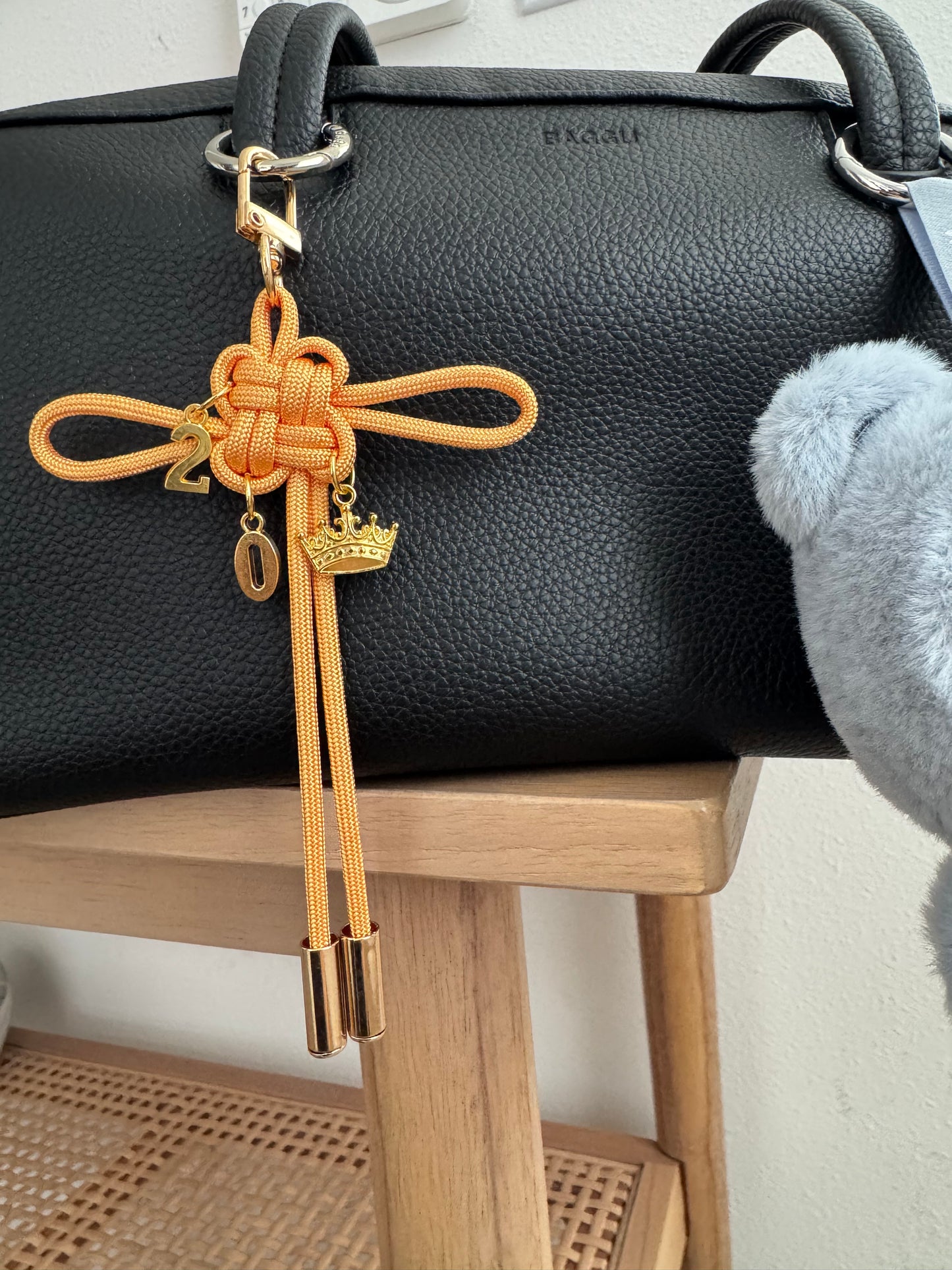 BIGBANG Lucky Knot Keychain - Small Size