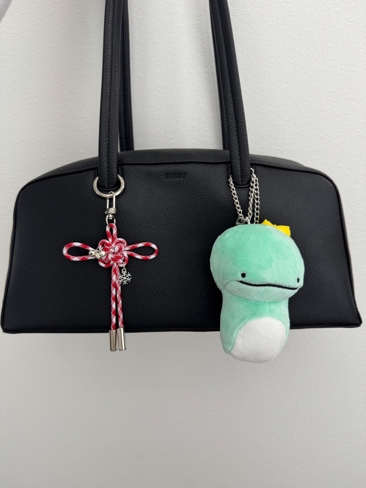 Stray Kids Christmas EveL Lucky Knot Keychain